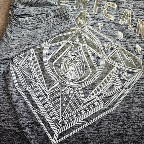 T-Shirt - Picture 3 of 4